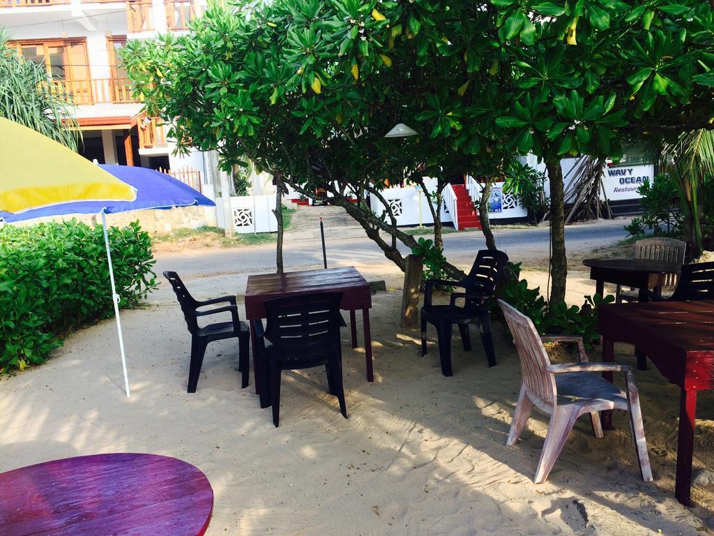Sea Side Guest House Tangalle Kültér fotó