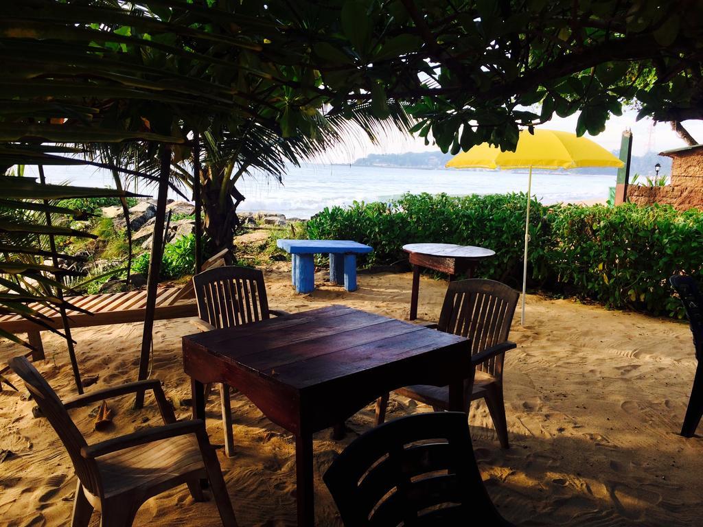 Sea Side Guest House Tangalle Kültér fotó