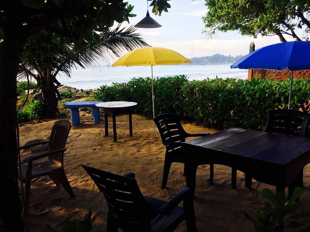 Sea Side Guest House Tangalle Kültér fotó