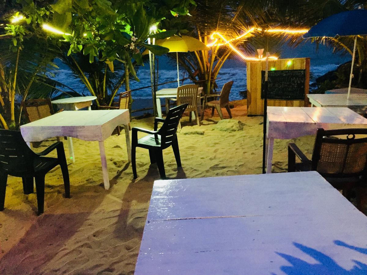 Sea Side Guest House Tangalle Kültér fotó